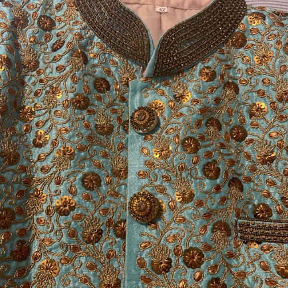 Shivani - Wedding - suitable Groom or brothers - Picture 3 of 5